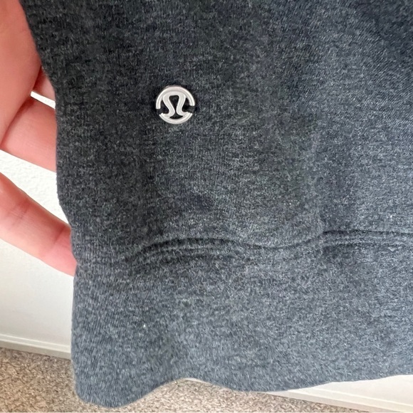 Lululemon Half Cut Pullover Heathered Black Sweatshirt - Picture 5 of 6